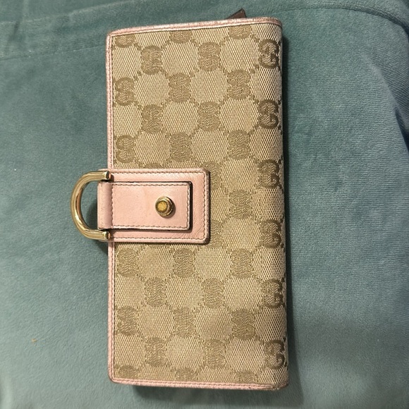 Gucci Mono With Pink Combi - Picture 3 of 12